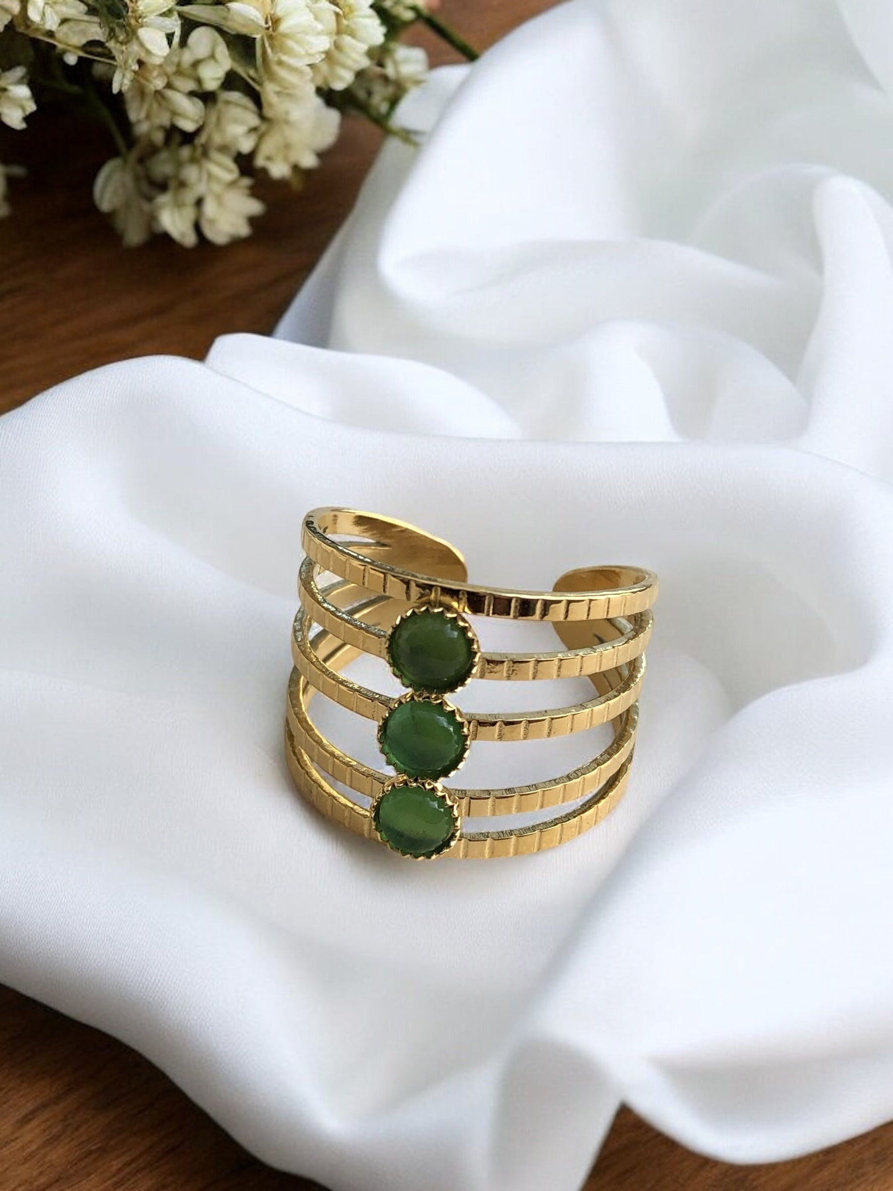 Bague large en acier inoxydable triple strass vert Rklisa