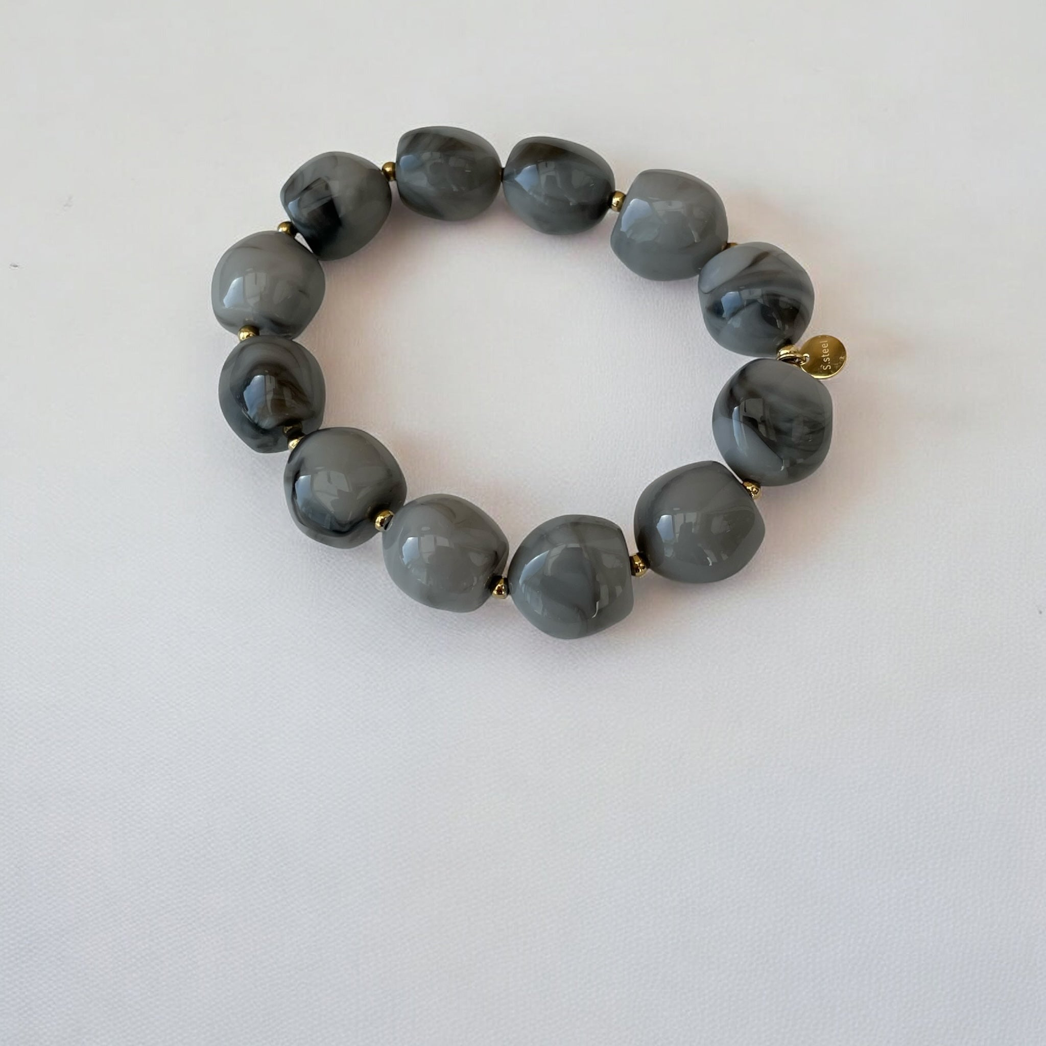 Bracelet perles en résine Rklisa