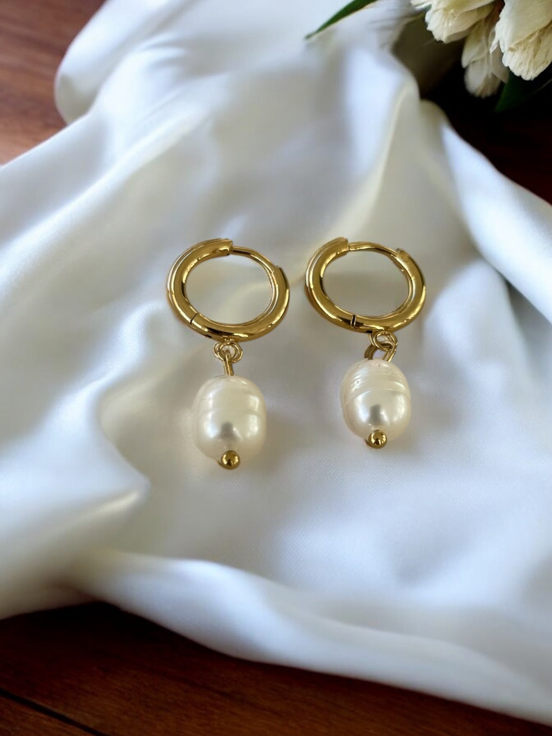 Mini créoles avec perle Rklisa