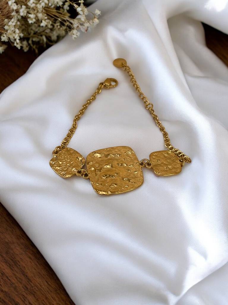 Bracelet en acier inoxydable trois plaques martelées