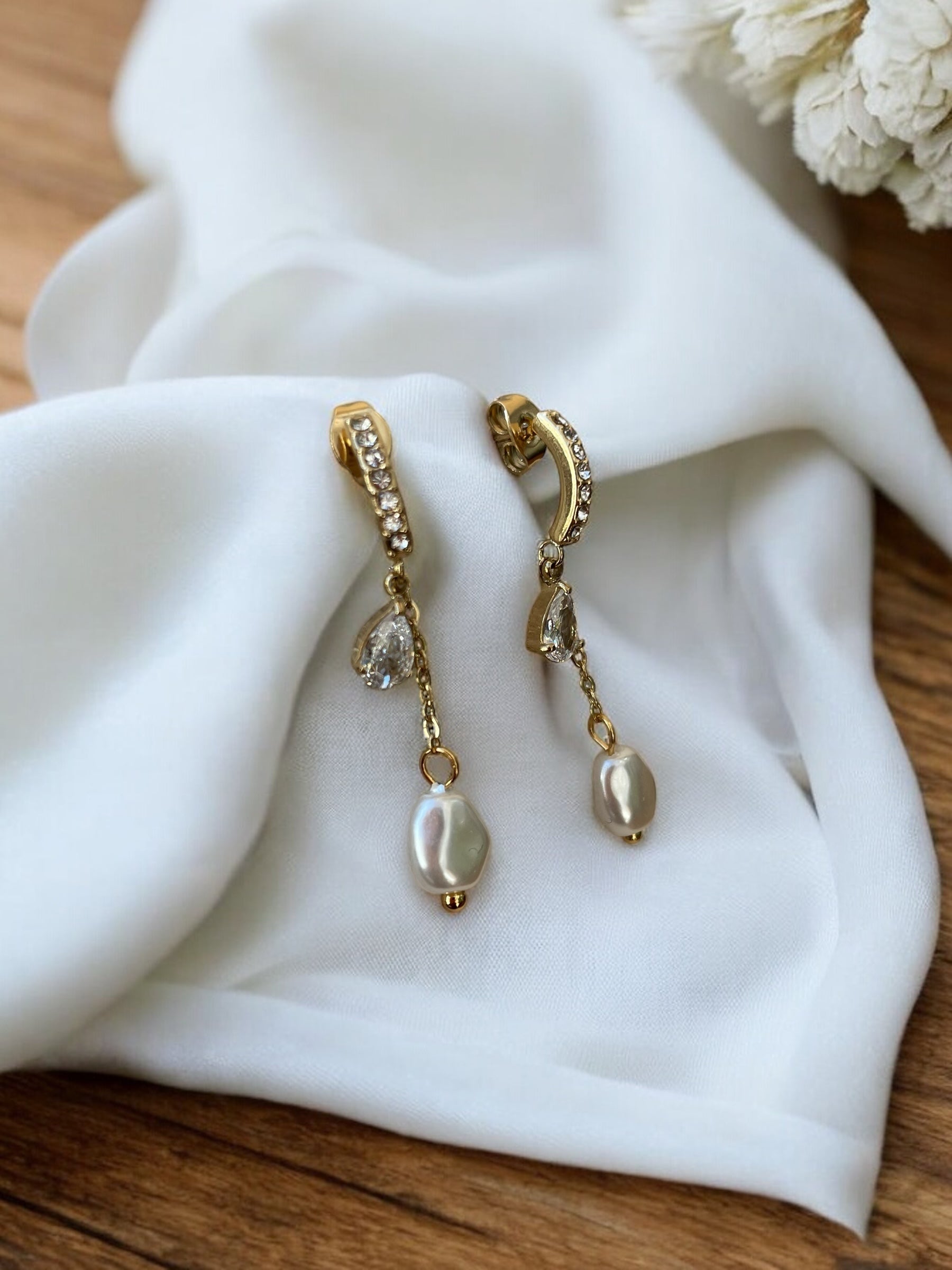 Boucles d'oreilles pendantes strass et perles Rklisa