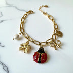 Bracelet chaîne dorée charms coccinelle, perles, fleur Rklisa
