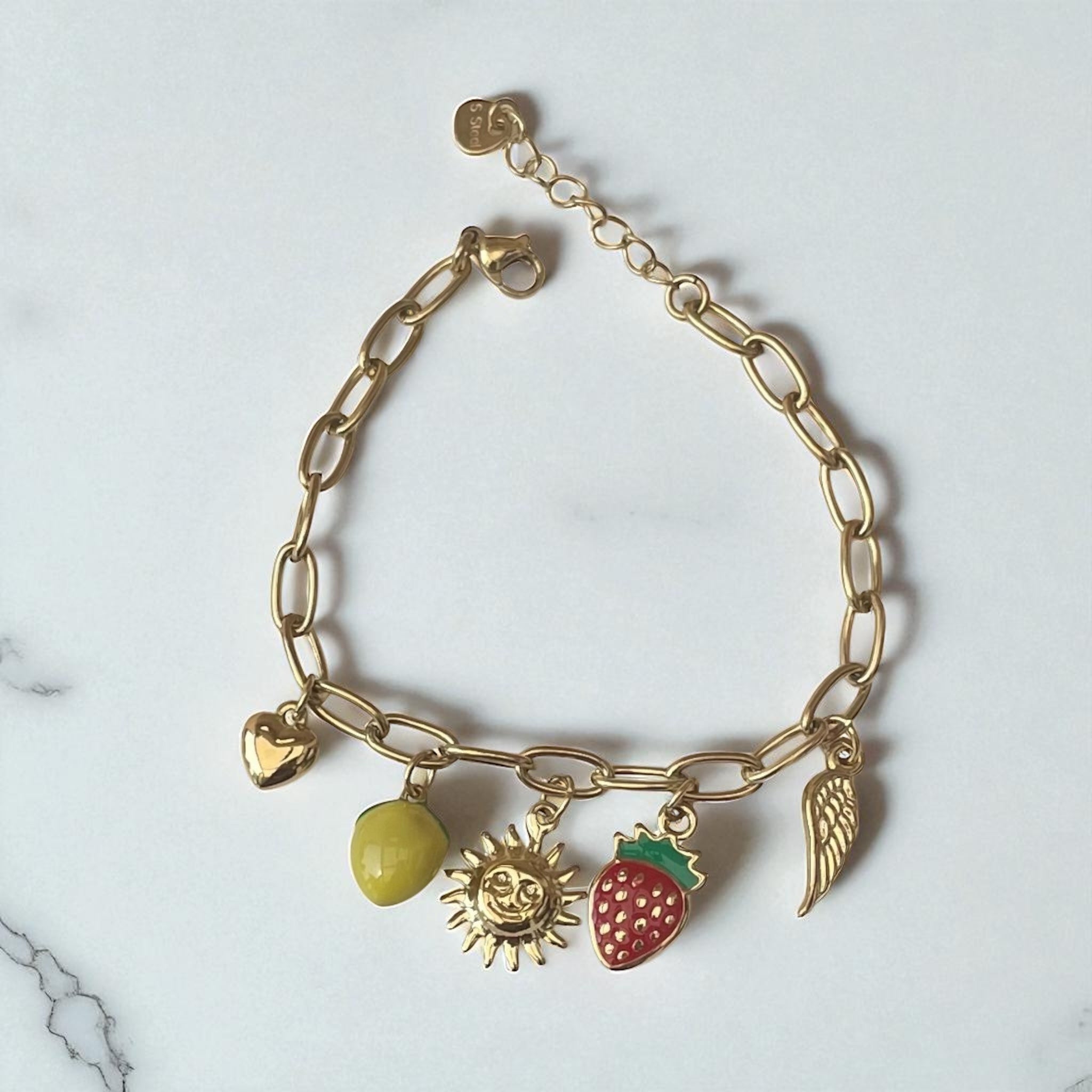 Bracelet doré charms citron fraise soleil Rklisa