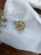 Bague à cinq pétales avec strass Rklisa