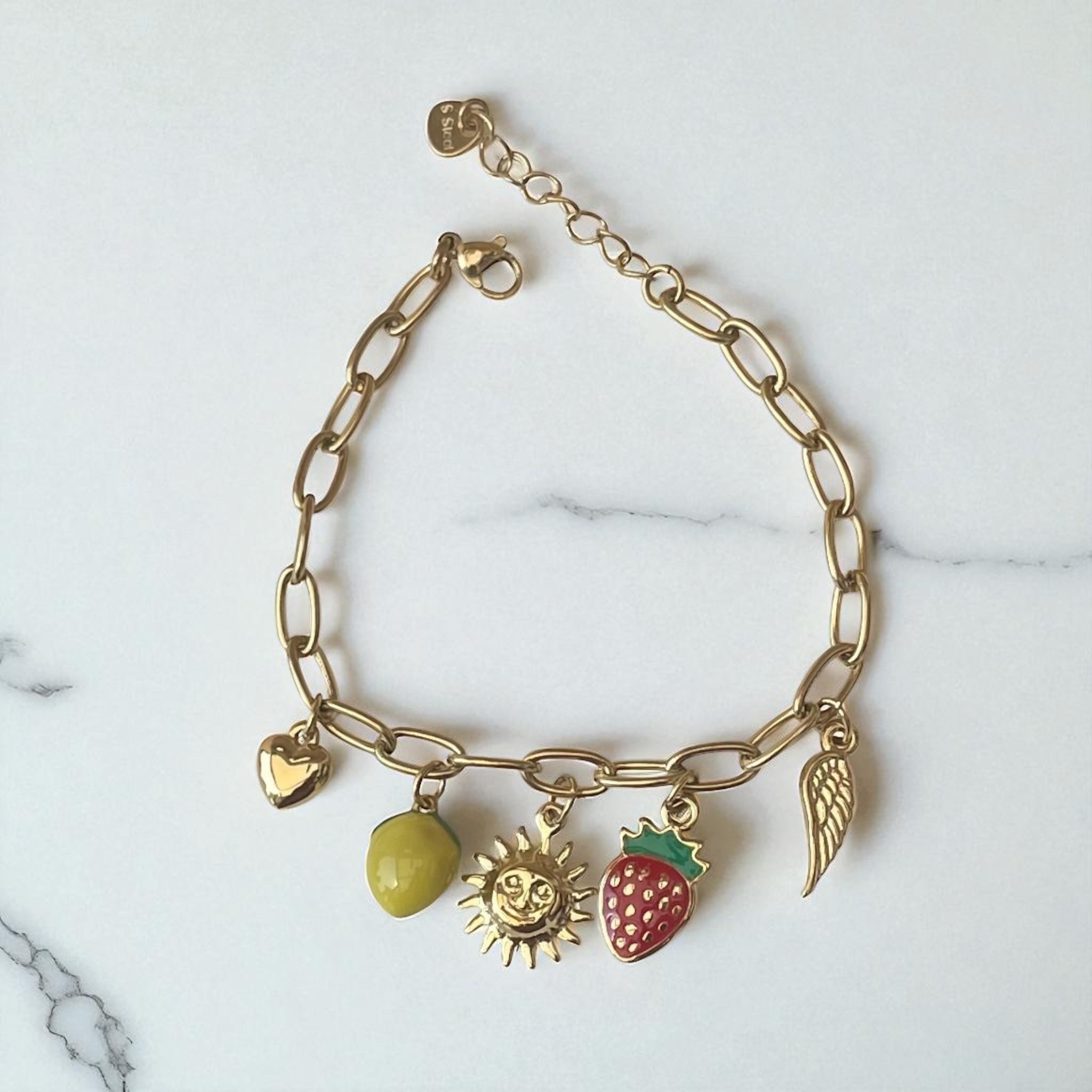 Bracelet doré charms citron fraise soleil Rklisa