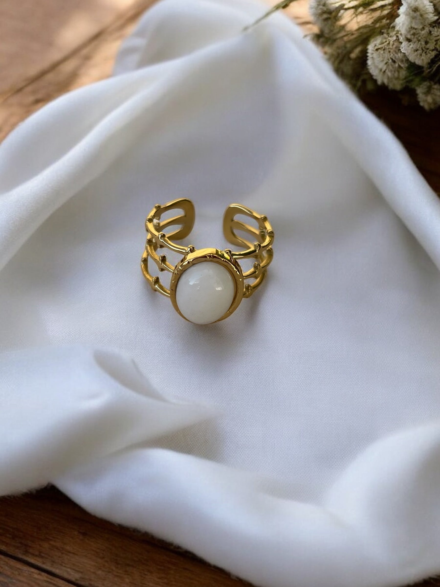 Bague en acier inoxydable avec pierre blanche Rklisa