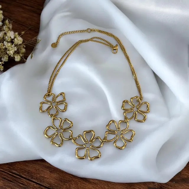 Collier Acier Inoxydable Doré Fleurs ajourées