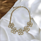Collier Acier Inoxydable Doré Fleurs ajourées