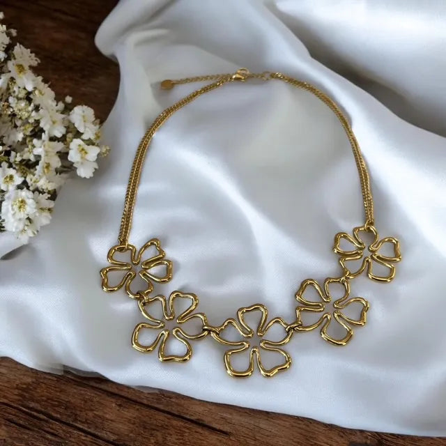 Collier Acier Inoxydable Doré Fleurs ajourées