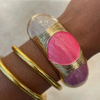 Jonc épais doré émaillé coloré rose fuchsia
